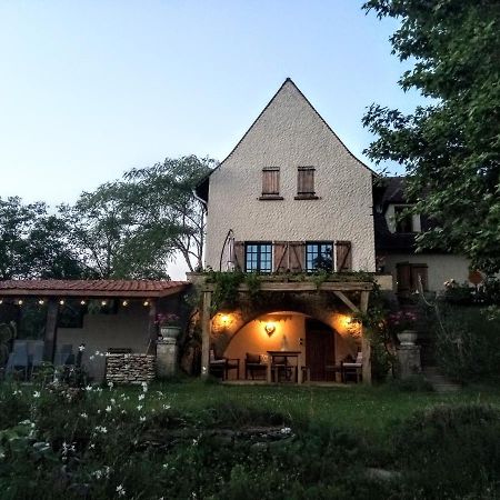 Au Soleil Couchant Saint-Julien-de-Lampon Exterior foto
